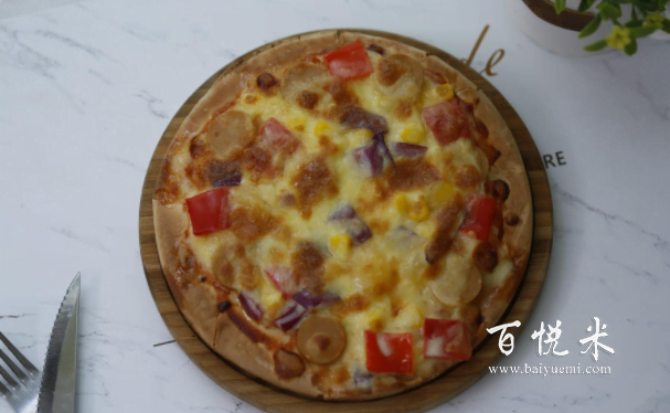 教你一個超簡單的披薩做法，不用揉面，不用模具，烘焙新手也能做